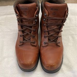 Mens size 12 Wolverine work boots
